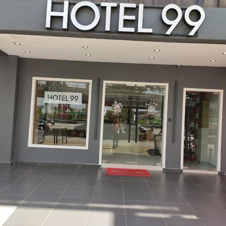 Hotel 99 Seri Kembangan Serdang Exterior photo